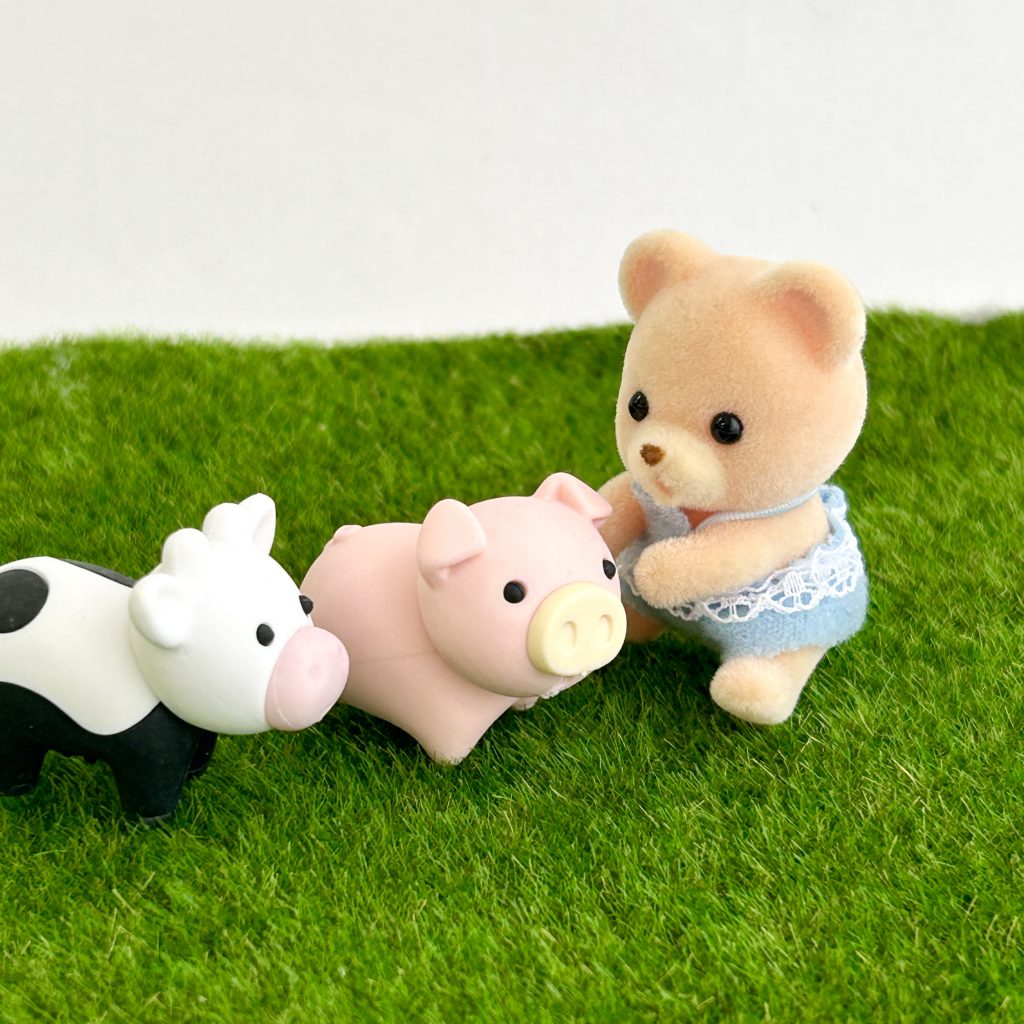 Daiso Unique Puzzle Eraser Ranch DAISO