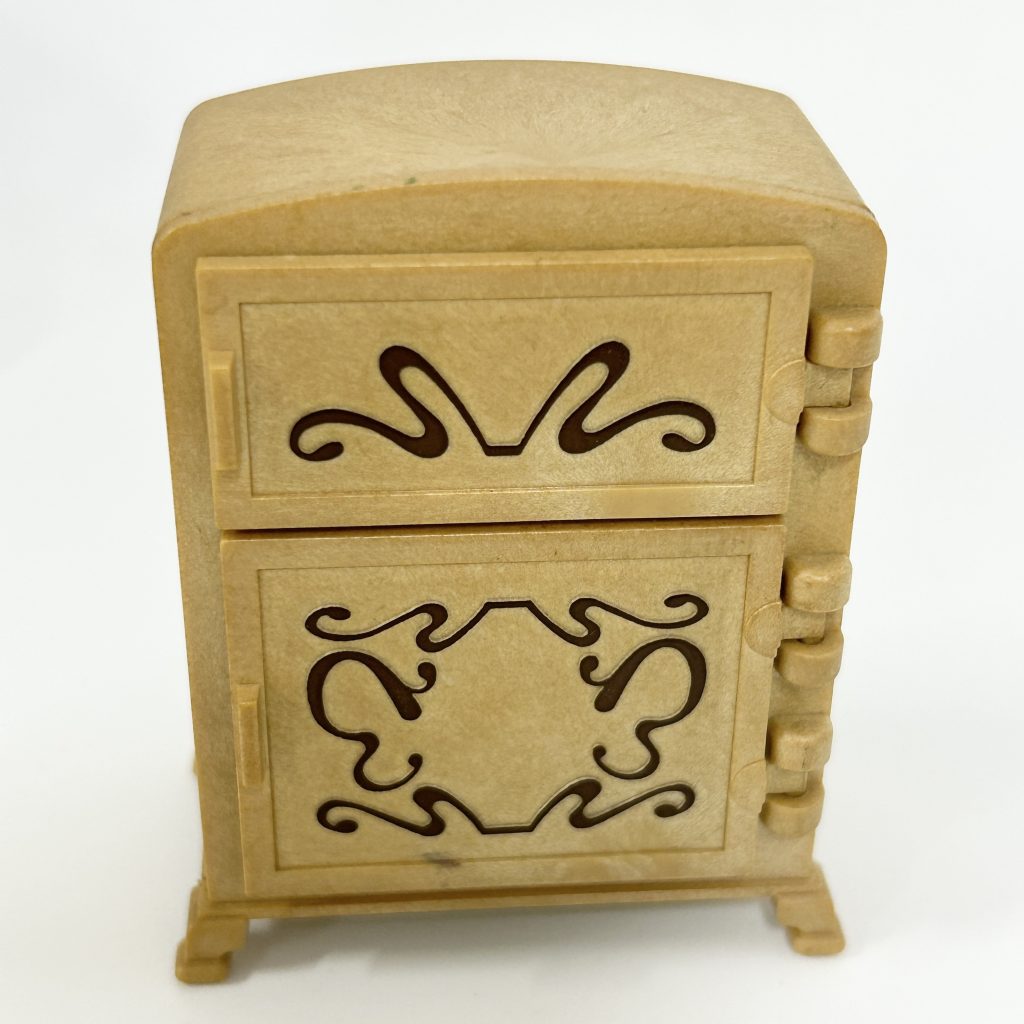 used Vida urbana Refrigerador A-09 Sylvanian Families Calico Critters