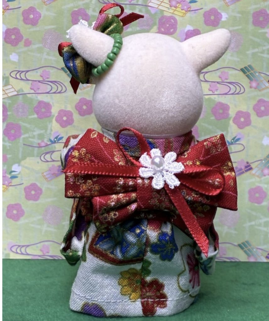 Kimono for Mother White with Floral Pattern Handmade