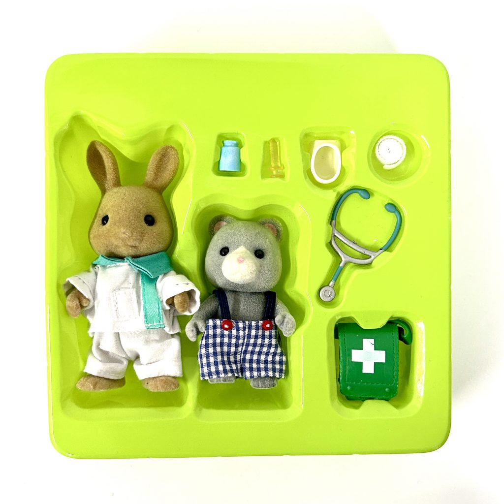 used مريض مسعف Flair 4412F Sylvanian Families Calico Critters