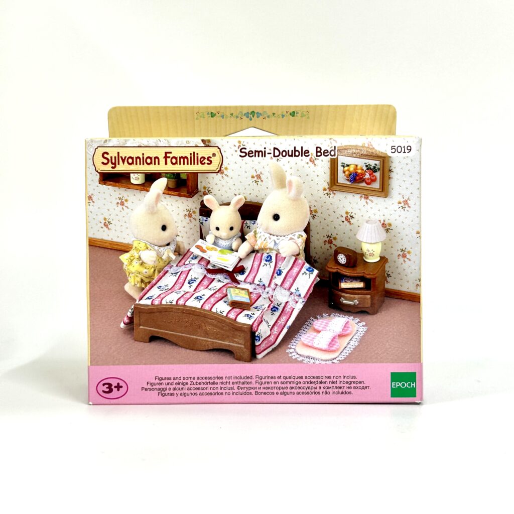 Semi-Double Bed 5019 Sylvanian Families Calico Critters