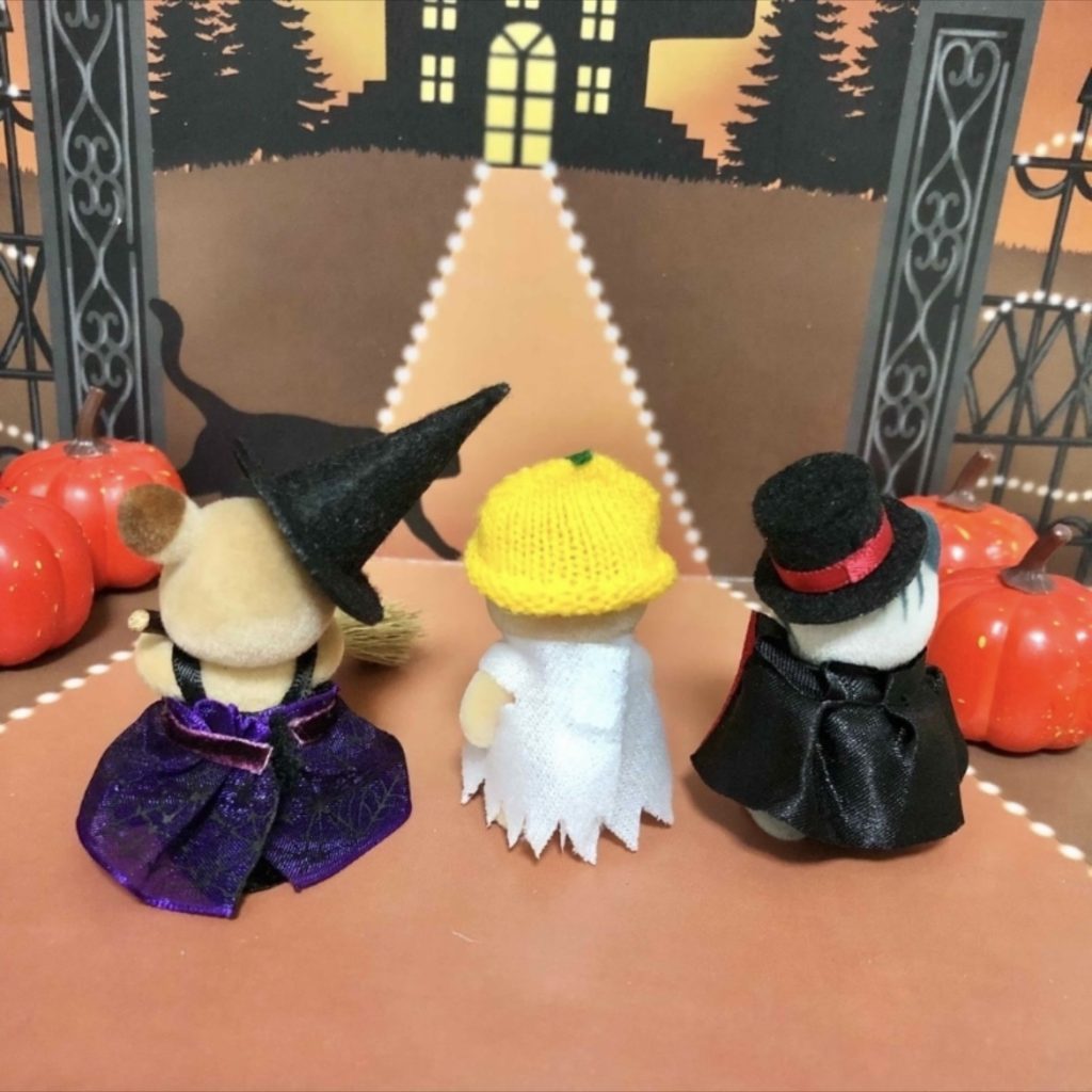 DISFRAZ DE HALLOWEEN HECHO A MANO PARA BEBÉS Epoch Japan Sylvanian Families