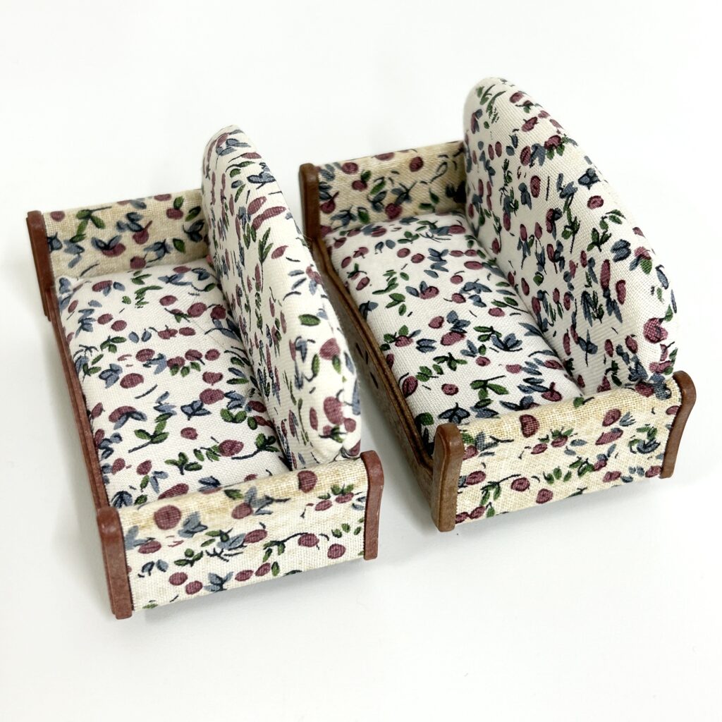 Ensemble de canapé d'occasion Sylvanian Families Calico Critters