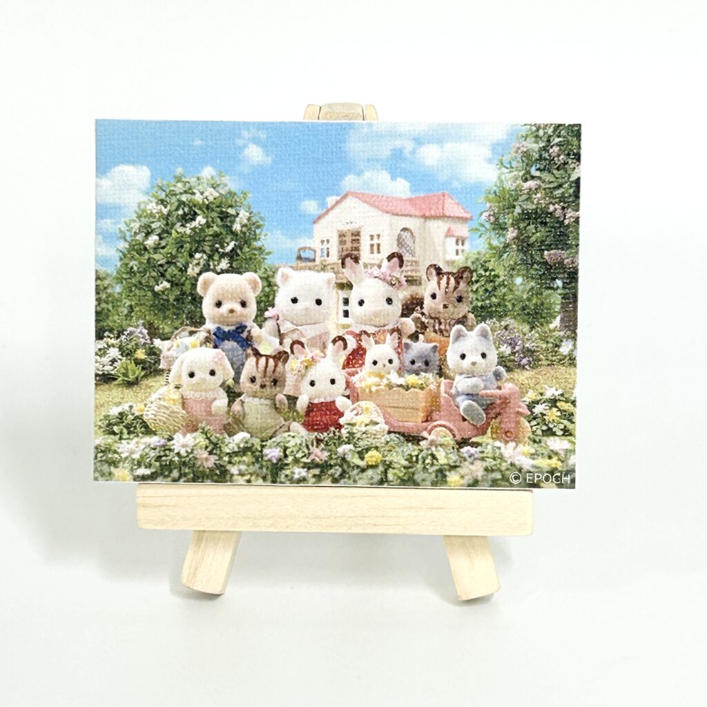 arabic
تصميم معرض الذكرى الأربعين Mini Canvas 1 Sylvanian Families Calico Critters
