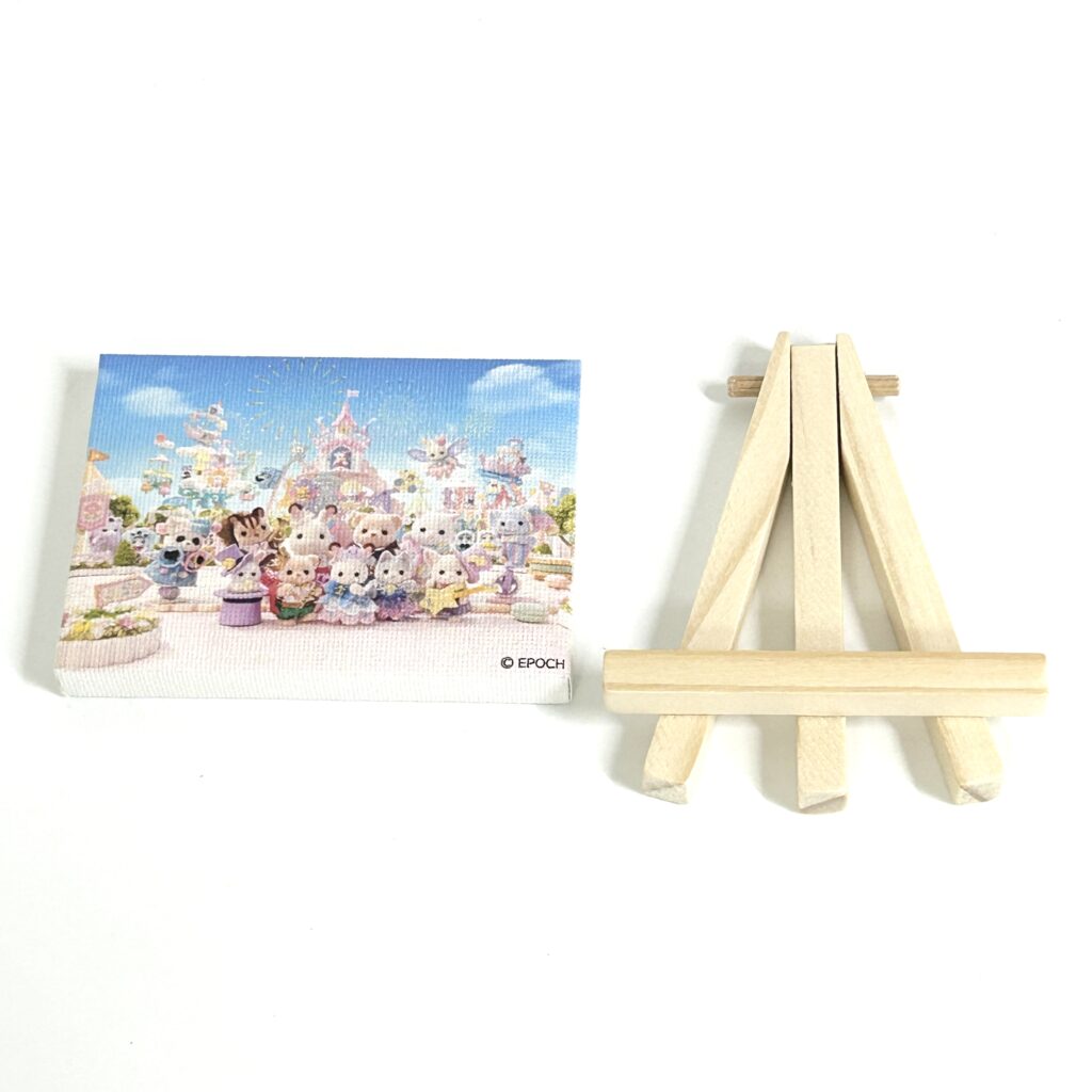 تصميم معرض الذكرى الأربعين Mini Canvas 2 من Sylvanian Families Calico Critters