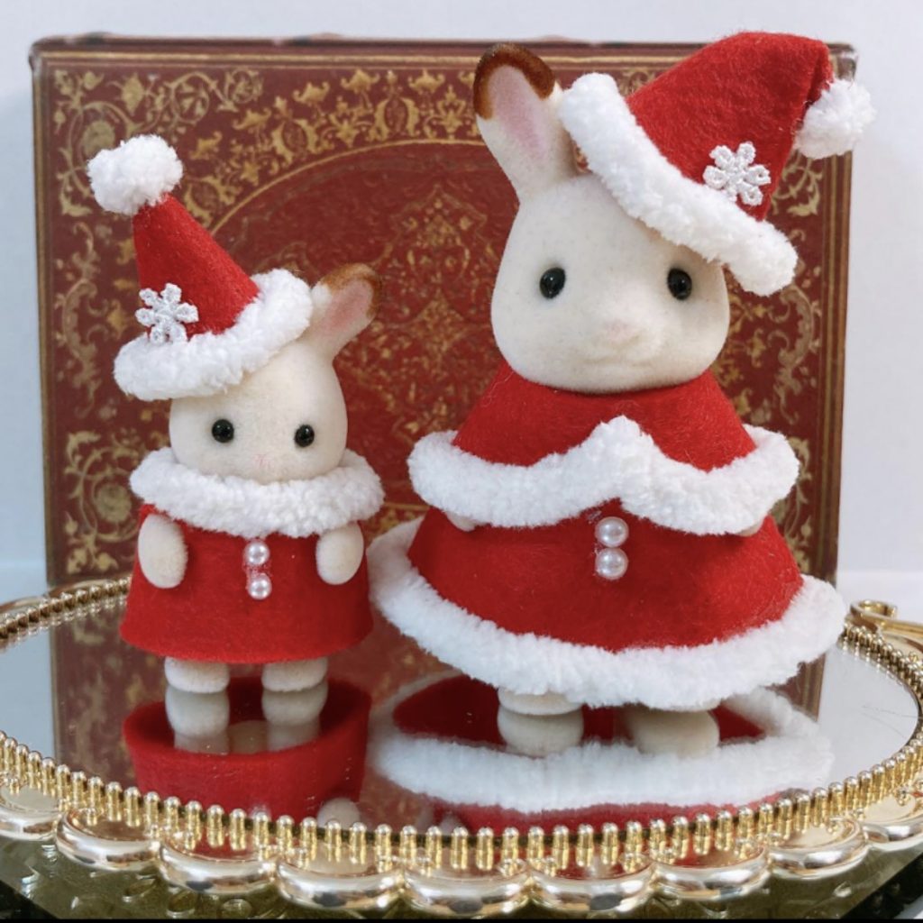 CONJUNTO DE 4 VESTIDOS Y SOMBRERO DE NAVIDAD DE PAPÁ NOEL PARA NIÑAS Y BEBÉS Epoch Japan Sylvanian Families