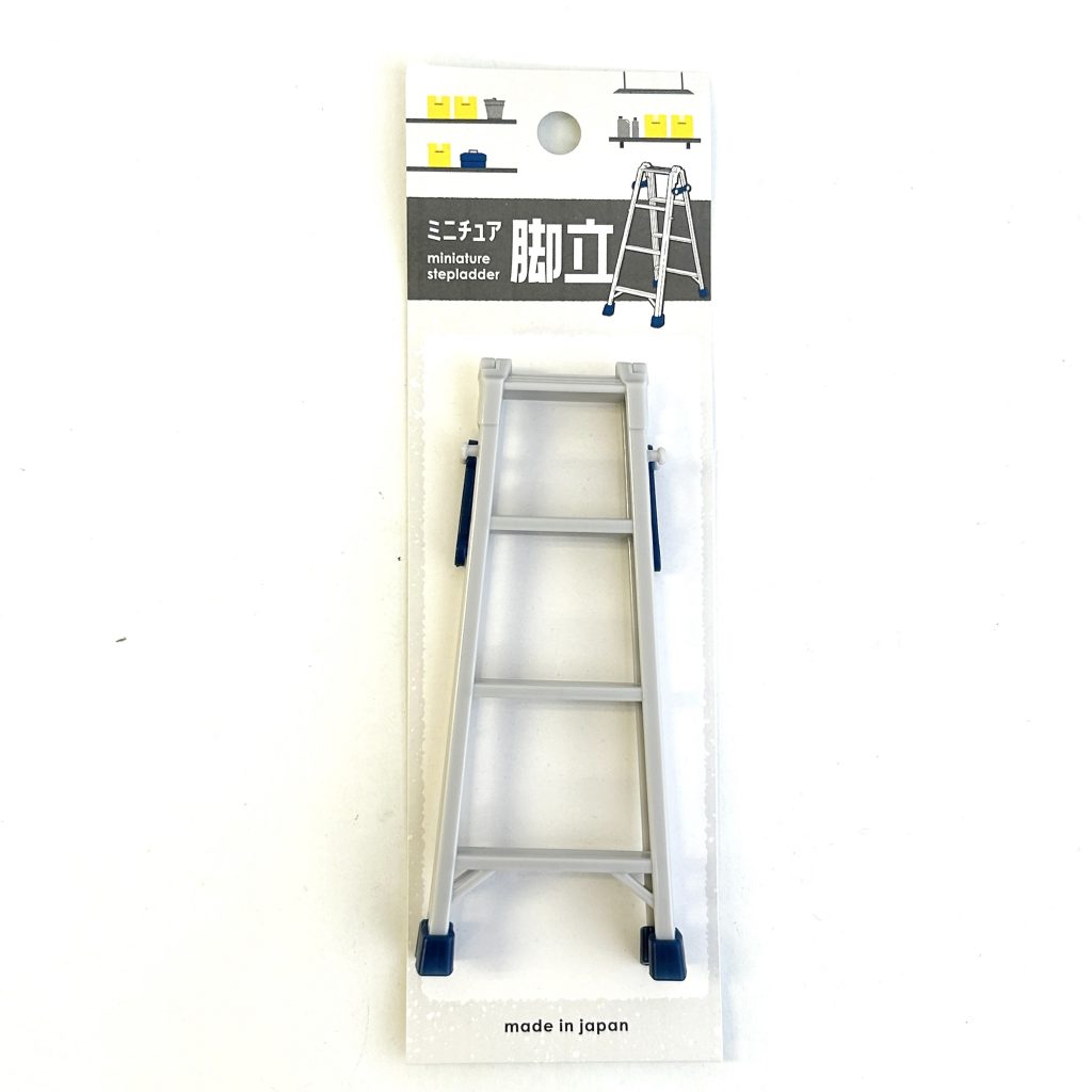 Miniature Step Ladder Cando
