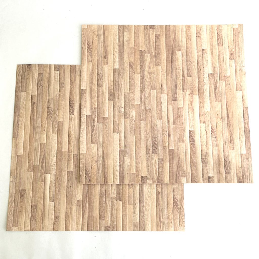 Ensemble de 2 feuilles de revêtement de sol pour maison de poupée, longueur aléatoire, couleur claire Seria