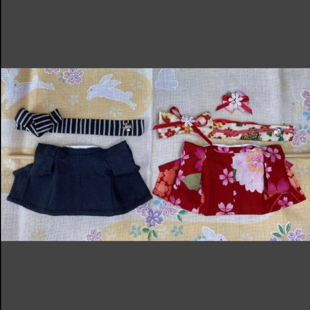 ENSEMBLE DE PAIRES DE KIMONO FAIT MAIN POUR PARENTS Ne s'applique pas