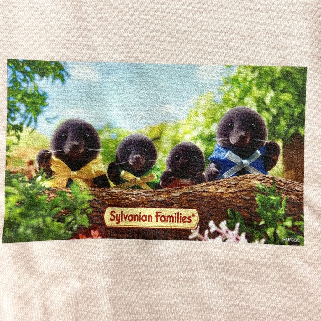 Mole Family Ambassador T-Shirt (Front Print) Light Pink XS Amaazon Original Sylvanian Families Calico Critters