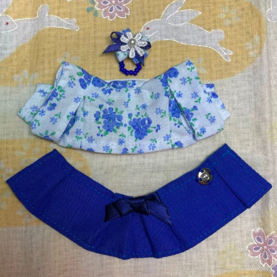 HAKAMA BLEU FAIT MAIN POUR FILLE Ne s'applique pas