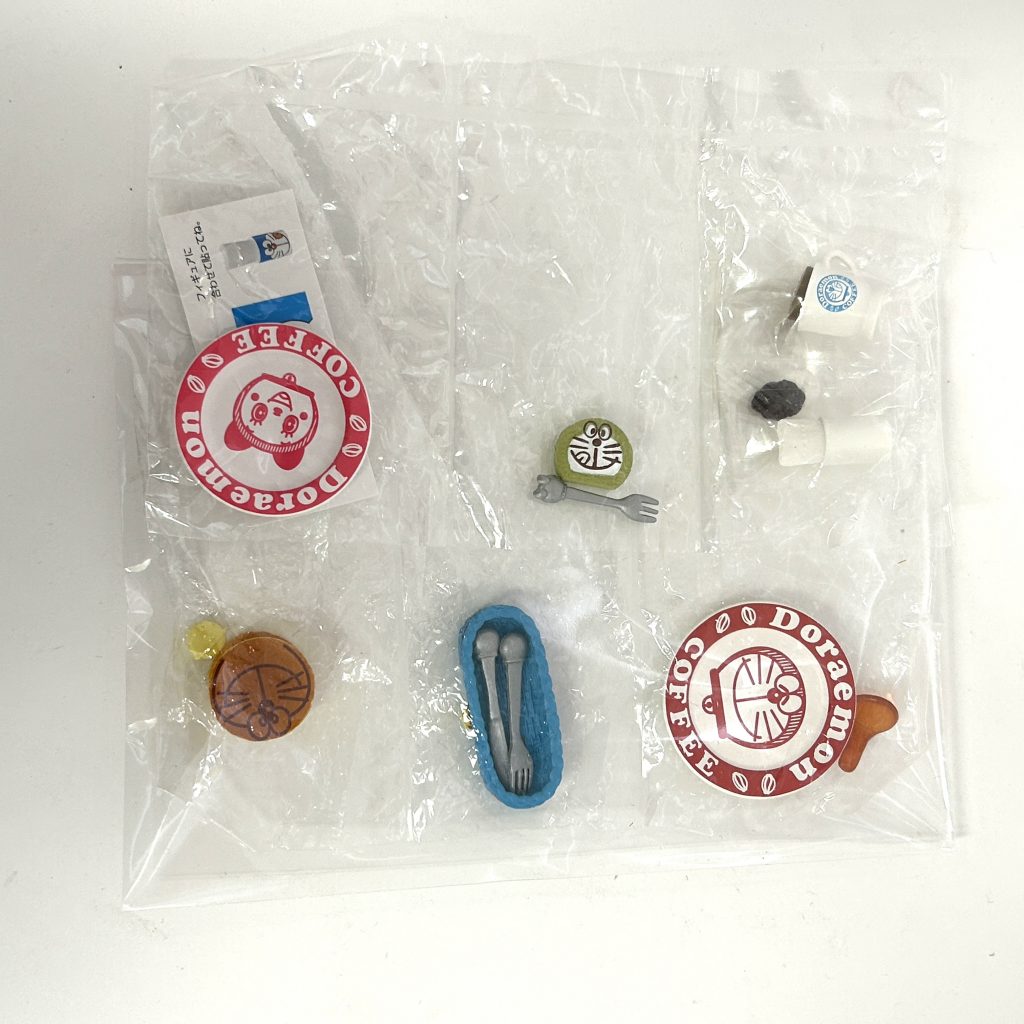 Re-ment BIENVENIDO A LA CAFETERÍA DORAEMON MINIATURA Re-ment