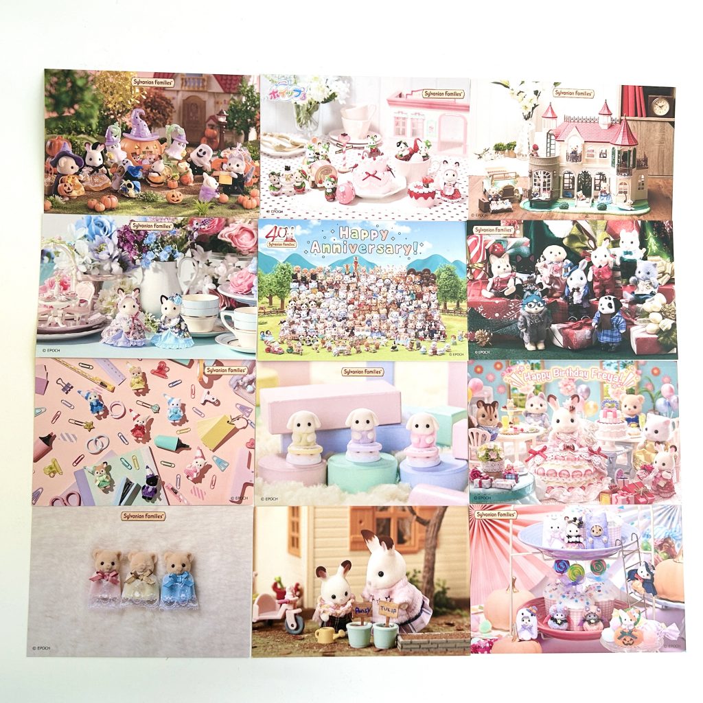 Set de 12 cartes postales B Familles Sylvanian Calico Critters