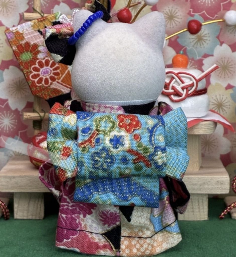 Kimono fait main pour mère Noir Floral fait main