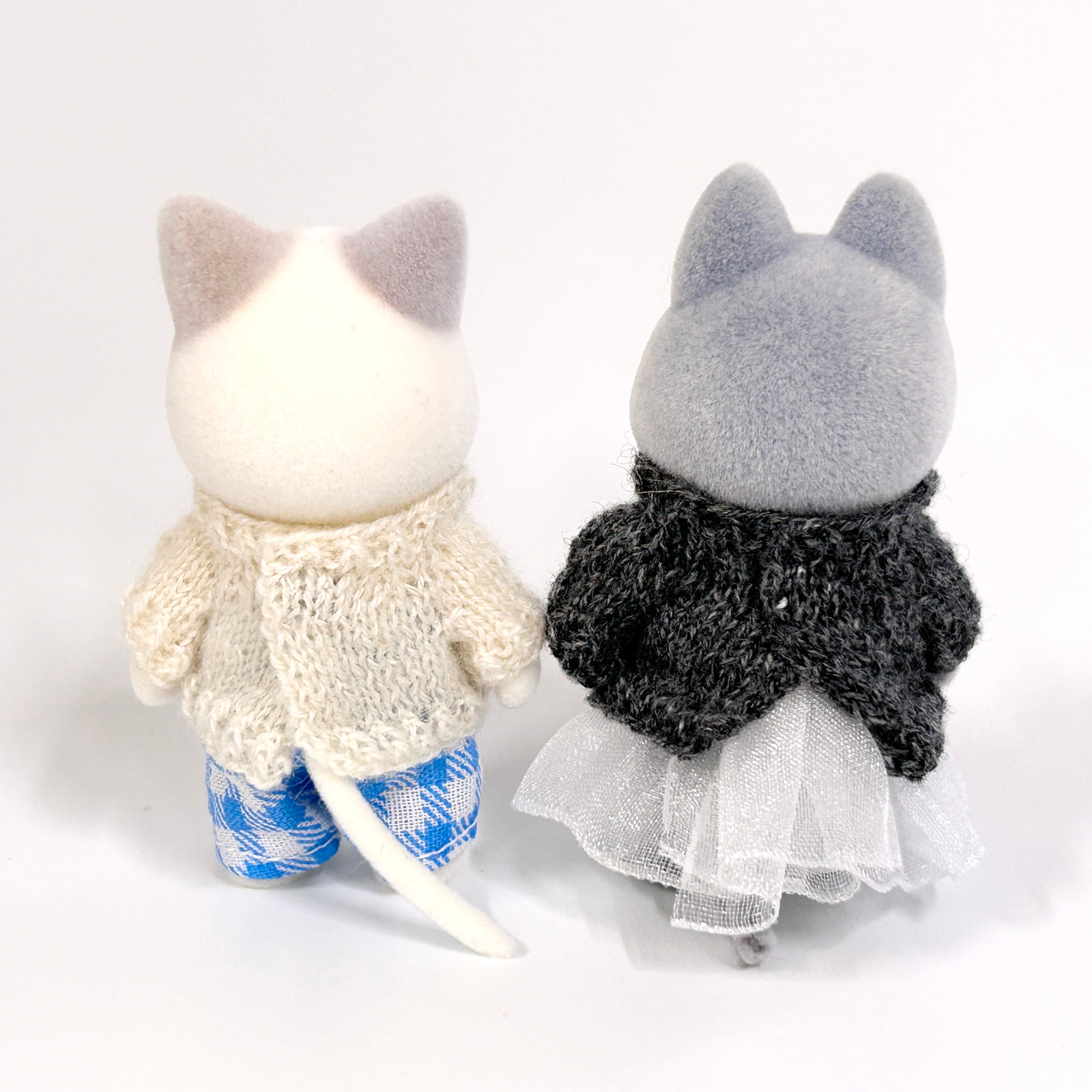 Cable Knit Sweater Set of 2 A Handmade