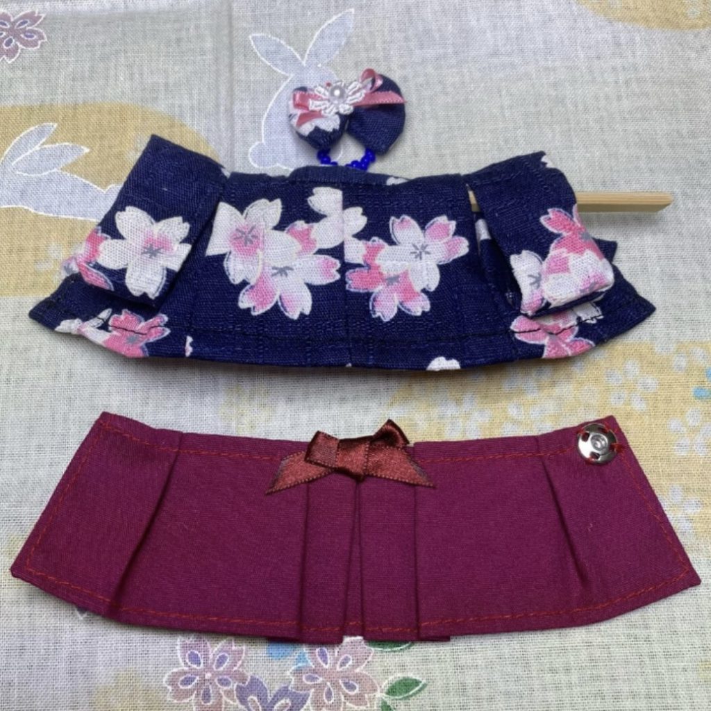 HANDMADE BURGUNDY HAKAMA FOR MOTHER Does not apply
