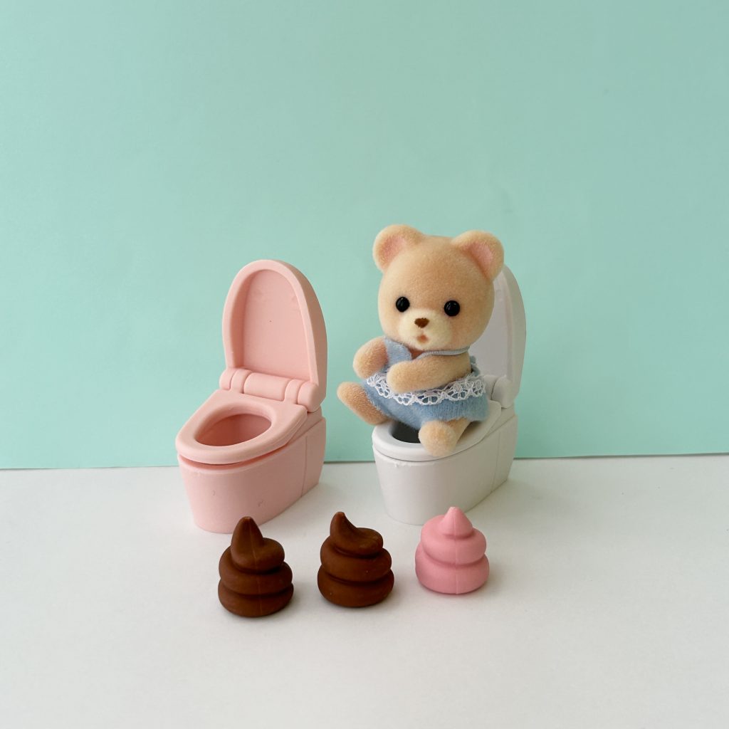 Daiso Unique Puzzle Eraser Toilet DAISO