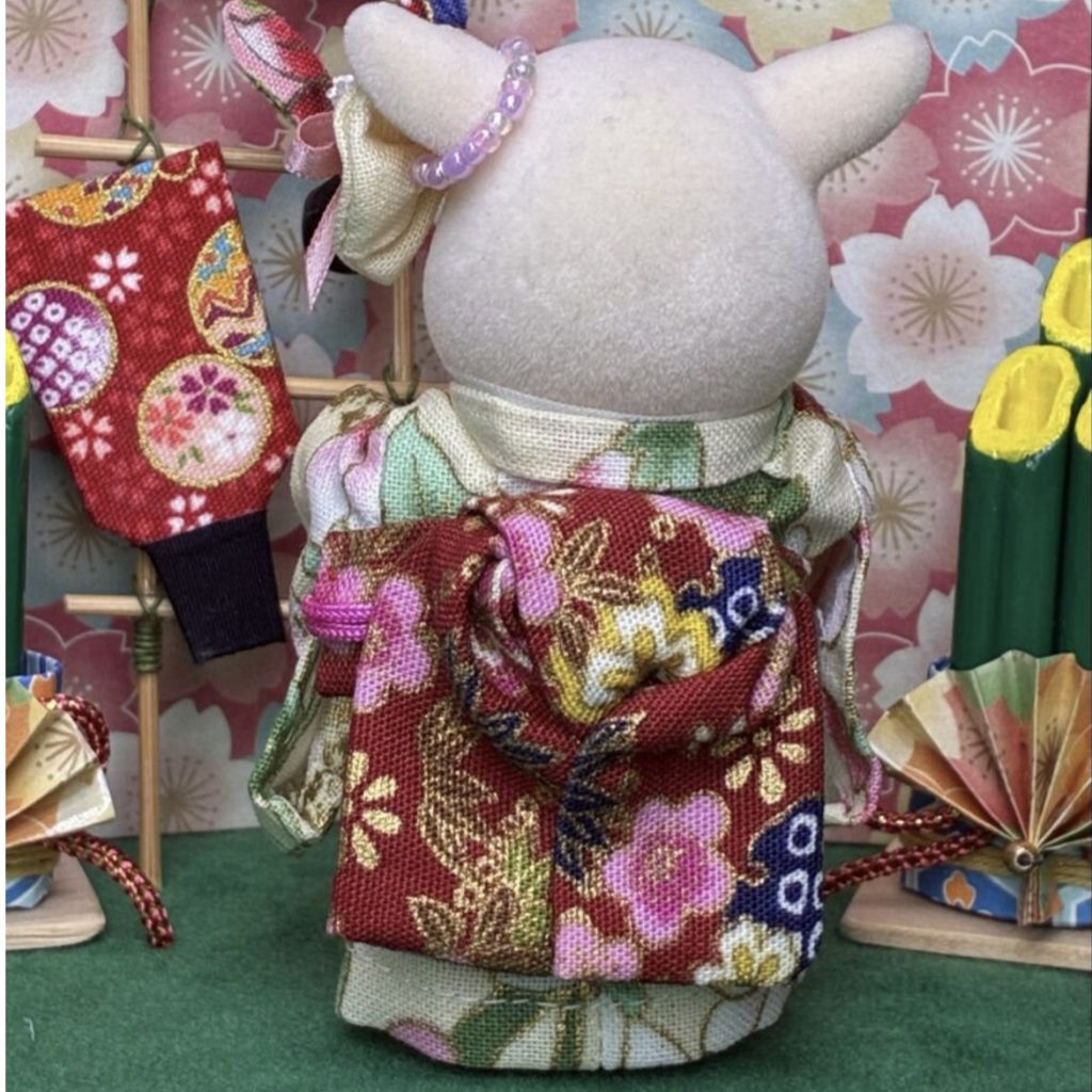 Kimono fait main pour mère, jaune pâle, darari-obi fait main