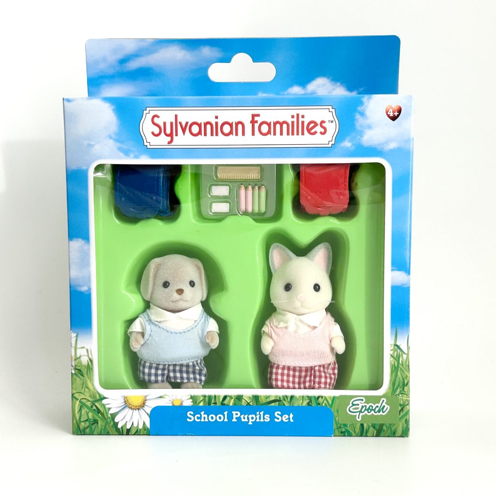 Ensemble d'élèves de l'école de poupées 4546 Familles Sylvanian Calico Critters