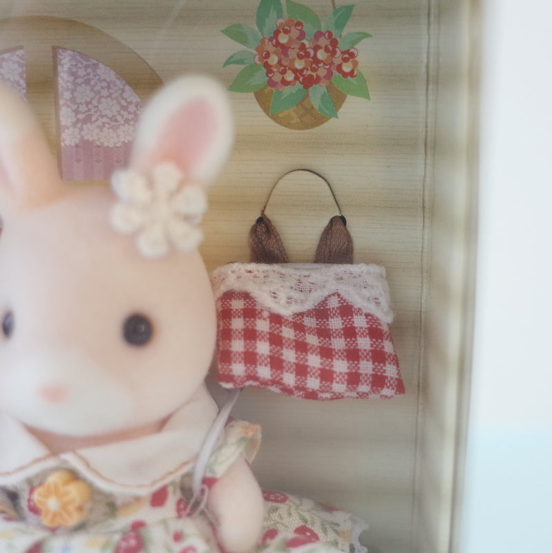 Wildflower Rabbit Girl Nonohana Strawberry Dress Grinpa 2009 Sylvanian Families Calico Critters