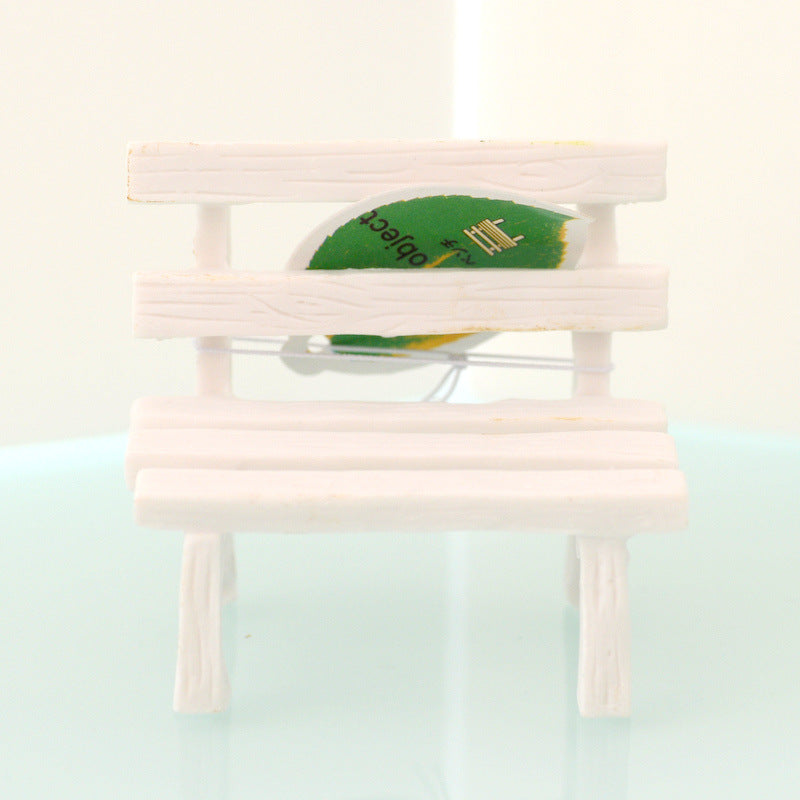 GARDEN WOODEN BENCH W6.5 x H7cm for dollhouse DAISO Sylvanian Families