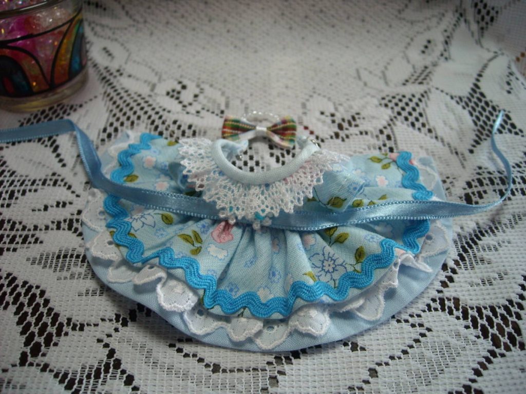 HANDMADE BLUE DRESS FOR MOTHER Flower Pattern Sylvanian Families