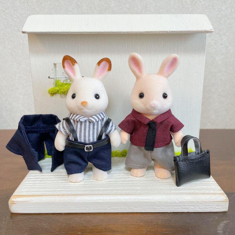 ENSEMBLE DE ROBE FAIT MAIN POUR PÈRE Époque Japon Sylvanian Families