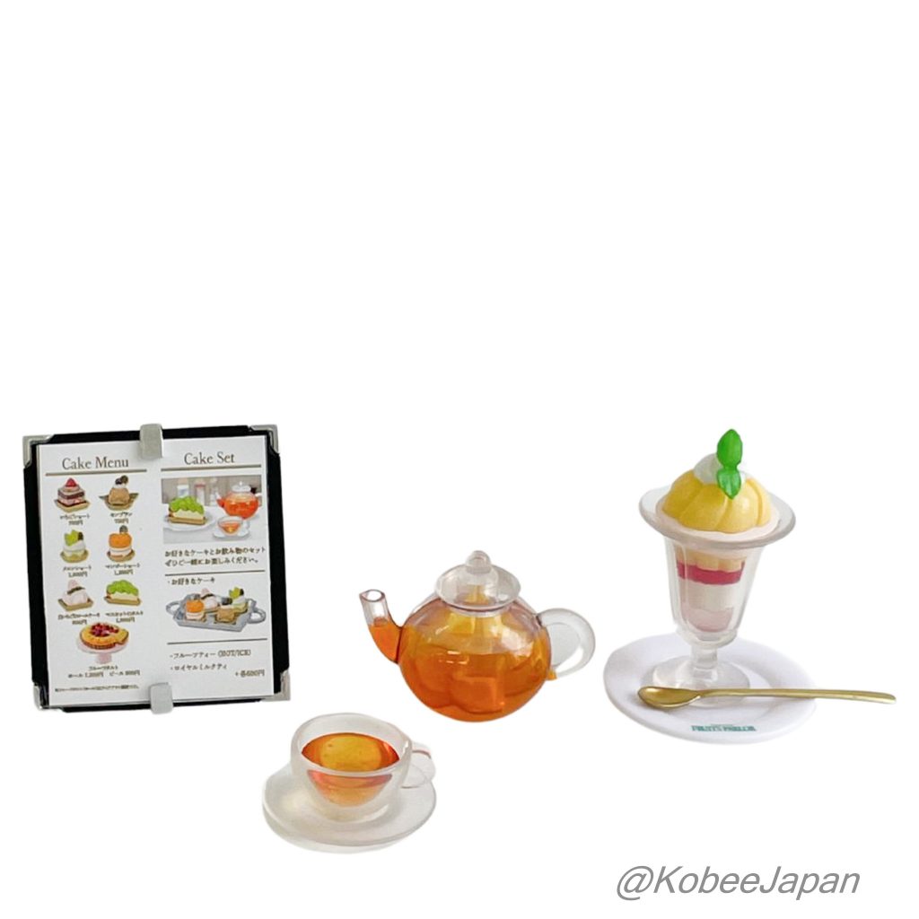 Petite Fruits Parlor 7 خوخ أبيض مركزي Re-ment