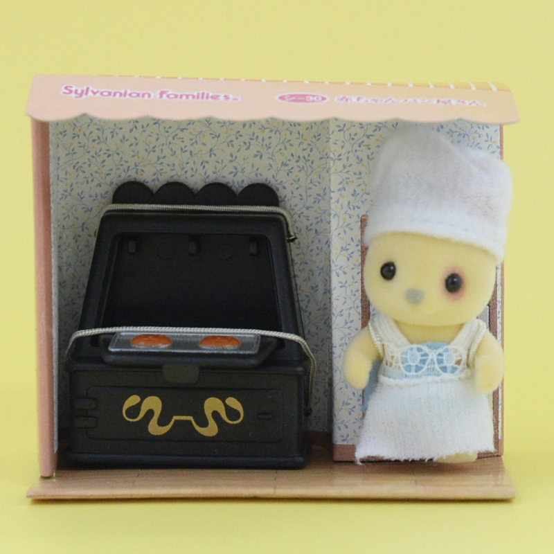 BABY CARRY CASE WHISKERED CAT BREAD STORE Epoch Calico 1998 Sylvanian Families