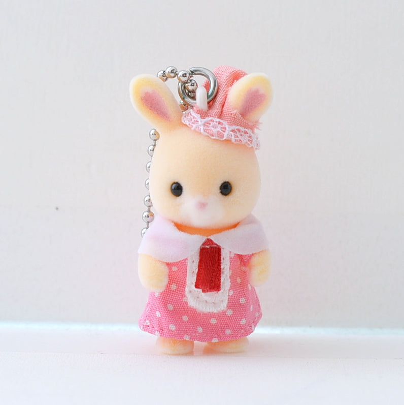 HANAZONO RABBIT KEY CHAIN PINK Fukuoka Regional Sylvanian Families