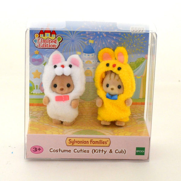 COSTUME CUTIES KITTY & CUB 5597 Epoch Japan Sylvanian Families