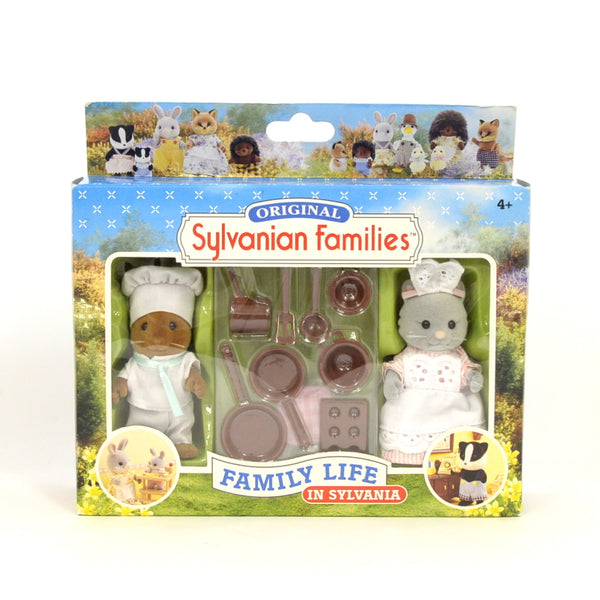 BASIL CHEF 和​​ SUZETTE 女服务员 4324 Flair Sylvanian Families