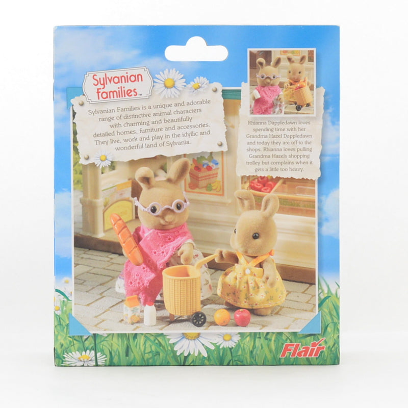 HAZEL & RHIANNA'S DAY OUT 4669 Epoch Flair Sylvanian Families