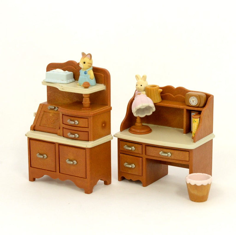 [Used] DESK & SMALL PARTS SET Epoch Japan Sylvanian Families