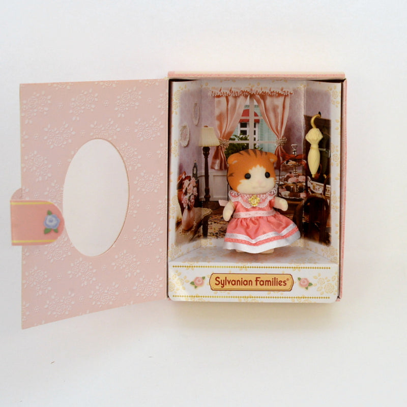 [Used] Fan Club FIGURE & COLLECTORS GIFT BOX 2018 Maple Cat Sylvanian Families