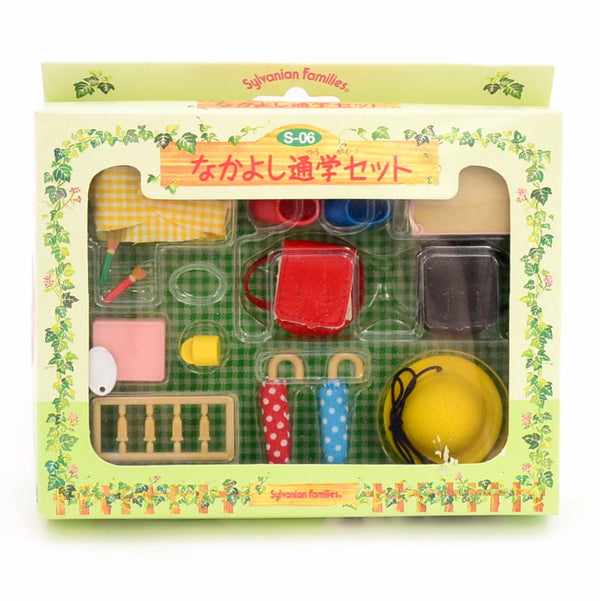 [Used] ELEMENTARY SCHOOL COMMUTING S-06 1997 Epoch Sylvanian Families