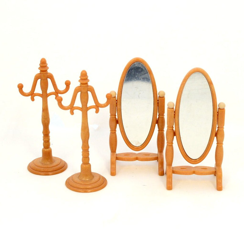 [Used] HANGER & MIRROR SET�~2 Epoch Japan Sylvanian Families