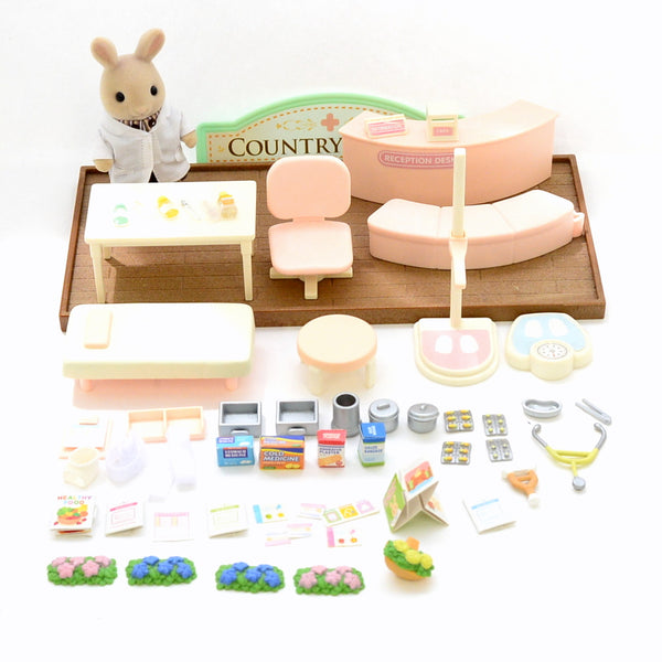 [Used] ITEM SET FOR COUNTRY CLINIC Epoch Japan Sylvanian Families