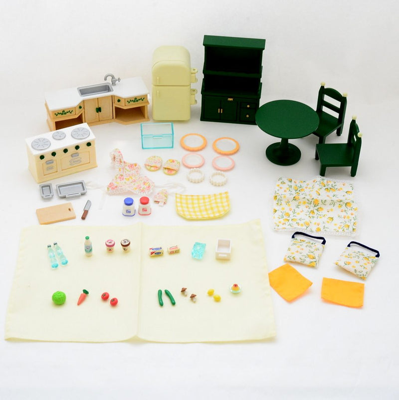 [Used] Retired DINING ROOM SET SE-129 1999 Epoch Sylvanian Families