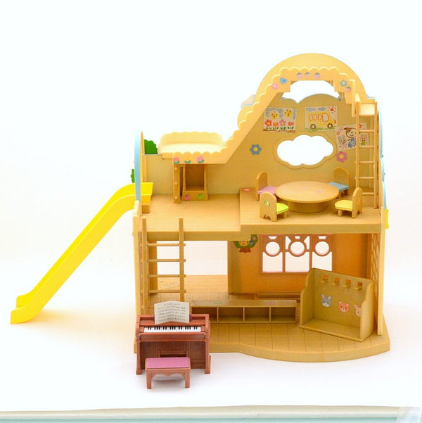 [Used] RAINBOW KINDERGARTEN Epoch Sylvanian Families