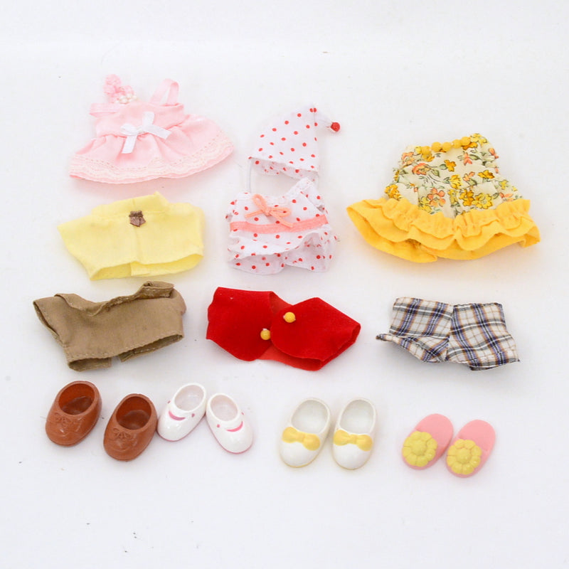 [Used] CLOTHES AND SHOES SET Epoch Sylvanian Families