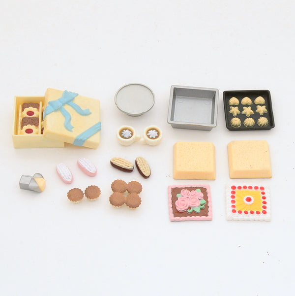 [Used] CAKE SHOP PASTRY WEITRESS SET Japan Sylvanian Families