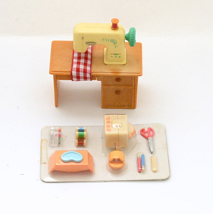 [Used] MOVING SEWING MACHINE KA-617 2007 Sylvanian Families