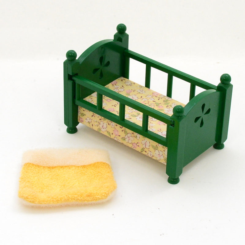 [Used] GREEN BABY BED KA-26 Vintage  Sylvanian Families