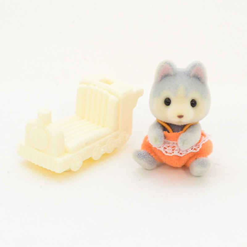 BABY HUSKY AND PUSH ALONG TRAIN SET Epoch Sylvanian Families