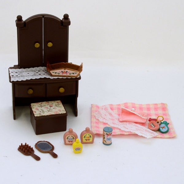 [Used] DRESSER SET Epoch Japan Sylvanian Families