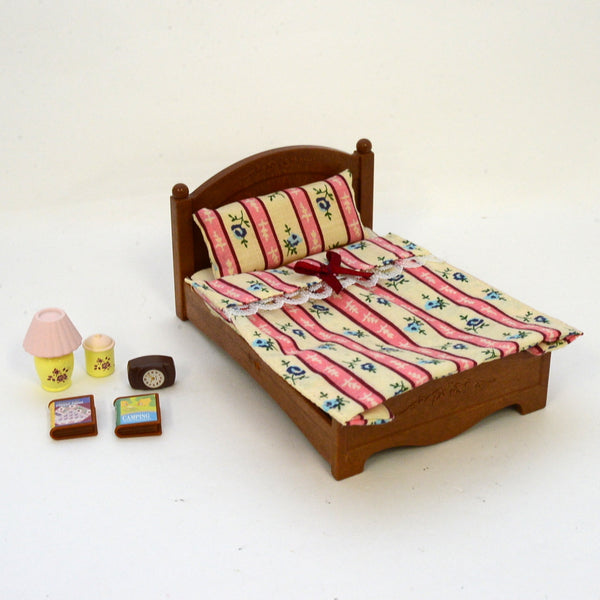 [Used] SEMI-DOUBLE BED FOR BEDROOM KA-512 Epoch Sylvanian Families