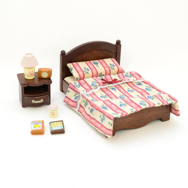 [Used] SEMI-DOUBLE BED FOR BEDROOM KA-512 Epoch Sylvanian Families