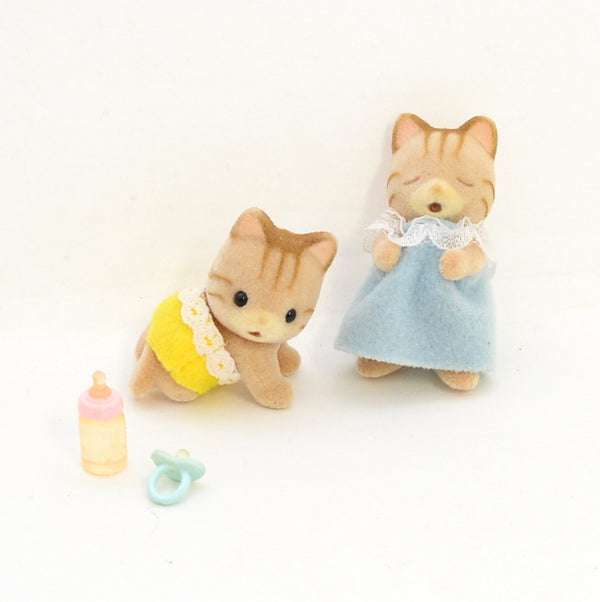 [Used] SLEEPING STRIPED CAT TWINS NI-49 Retired Sylvanian Families