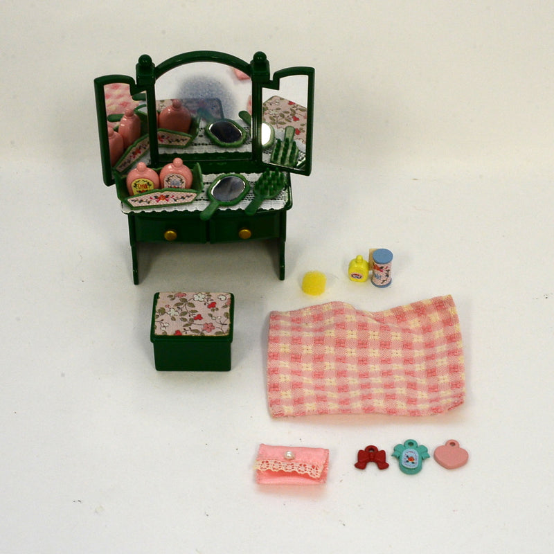 [Used] GREEN DRESSER SET KA-69 Epoch Japan Sylvanian Families